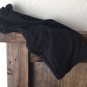BLACK Lularoe one size leggings